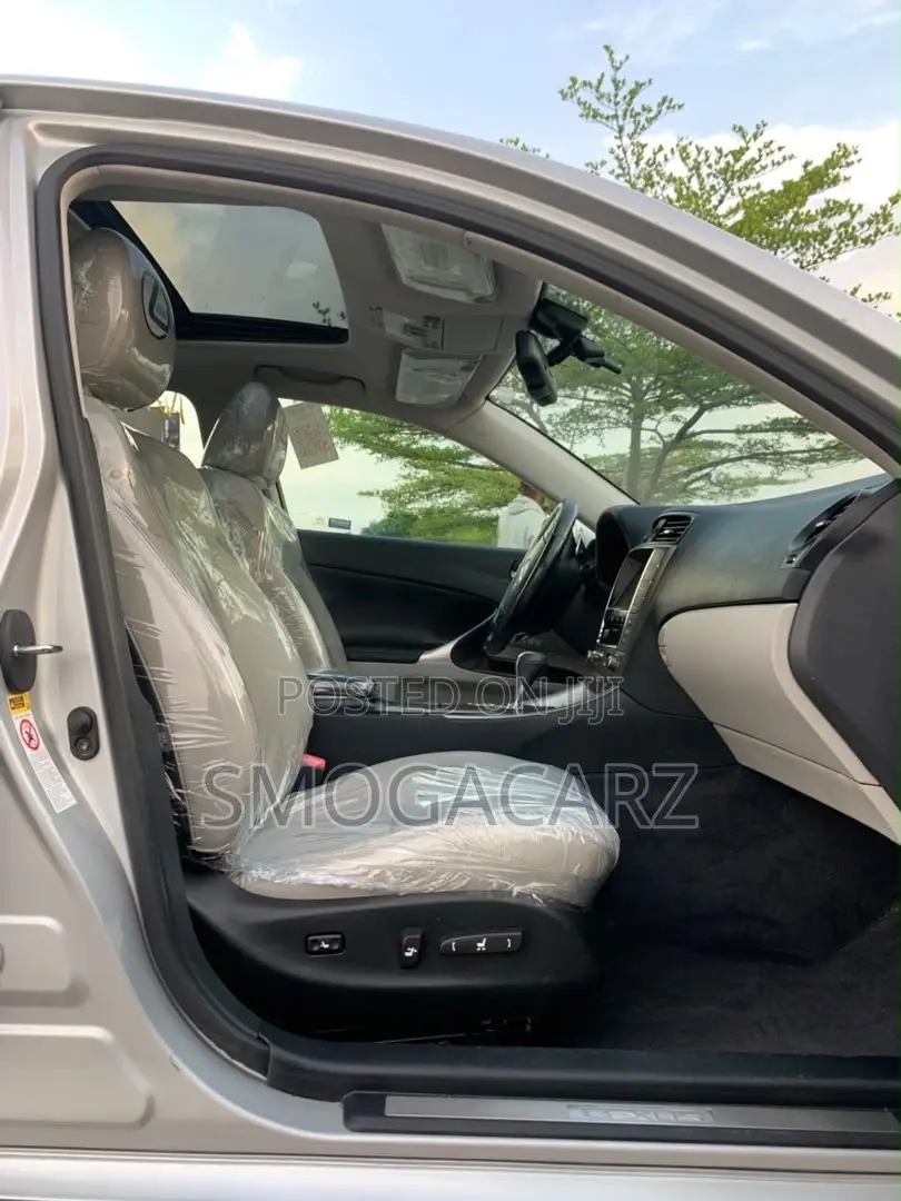 Lexus IS 250 2010 Silver