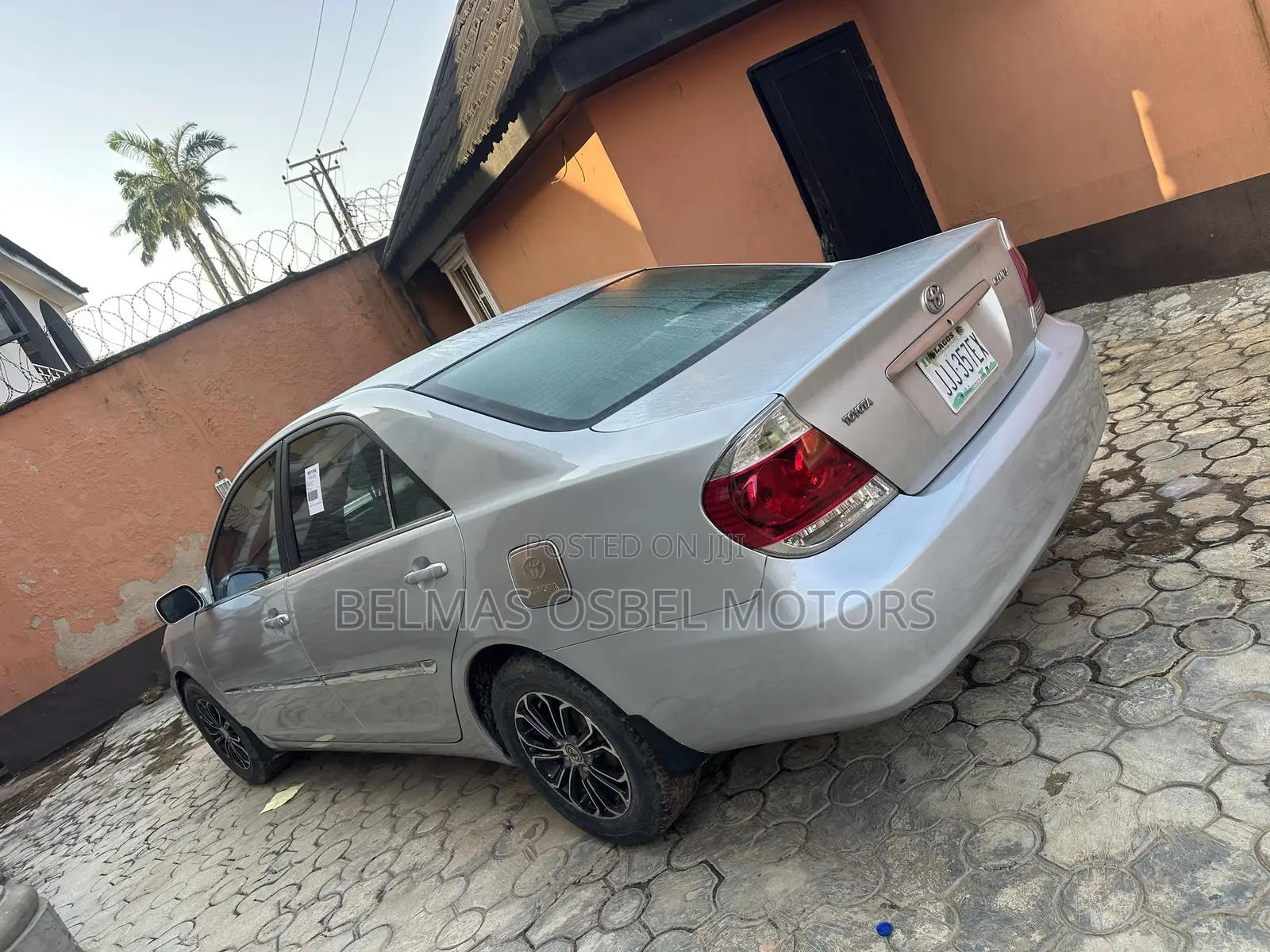 Toyota Camry LE 4dr Sedan (2.4L 4cyl 5M) 2003 Black