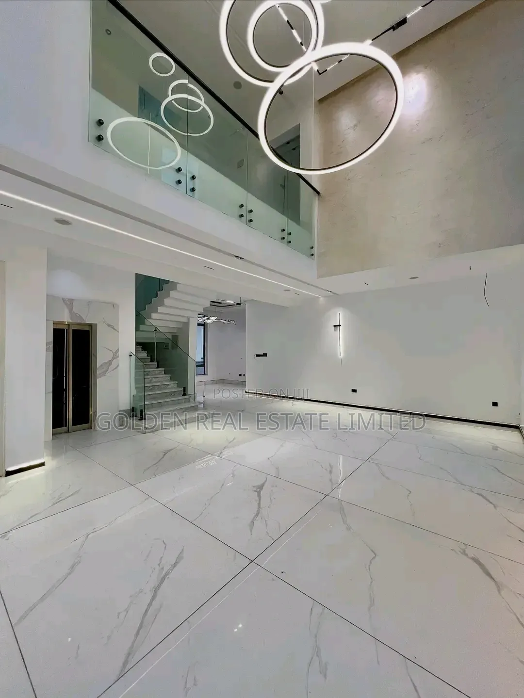 5bdrm Duplex in Lekki Phase 1 for sale