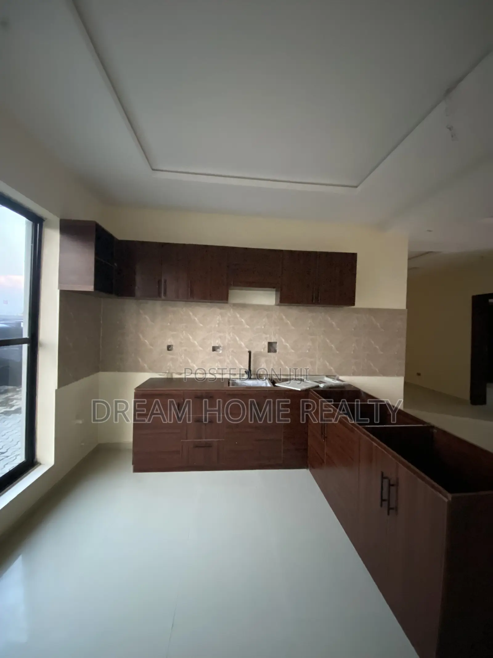 2bdrm Apartment in By Skymall, Sangotedo for rent