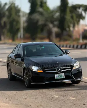 Mercedes-Benz C300 Base 4dr RWD Sedan (2.0L 4cyl 7A) 2015 Black