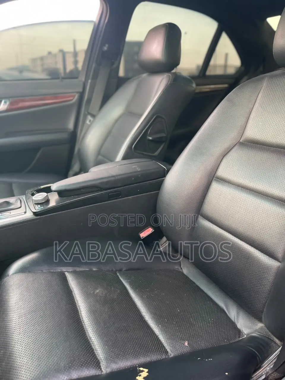 Mercedes-Benz C300 2010 Black