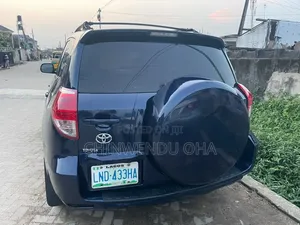 Toyota RAV4 2008 Blue