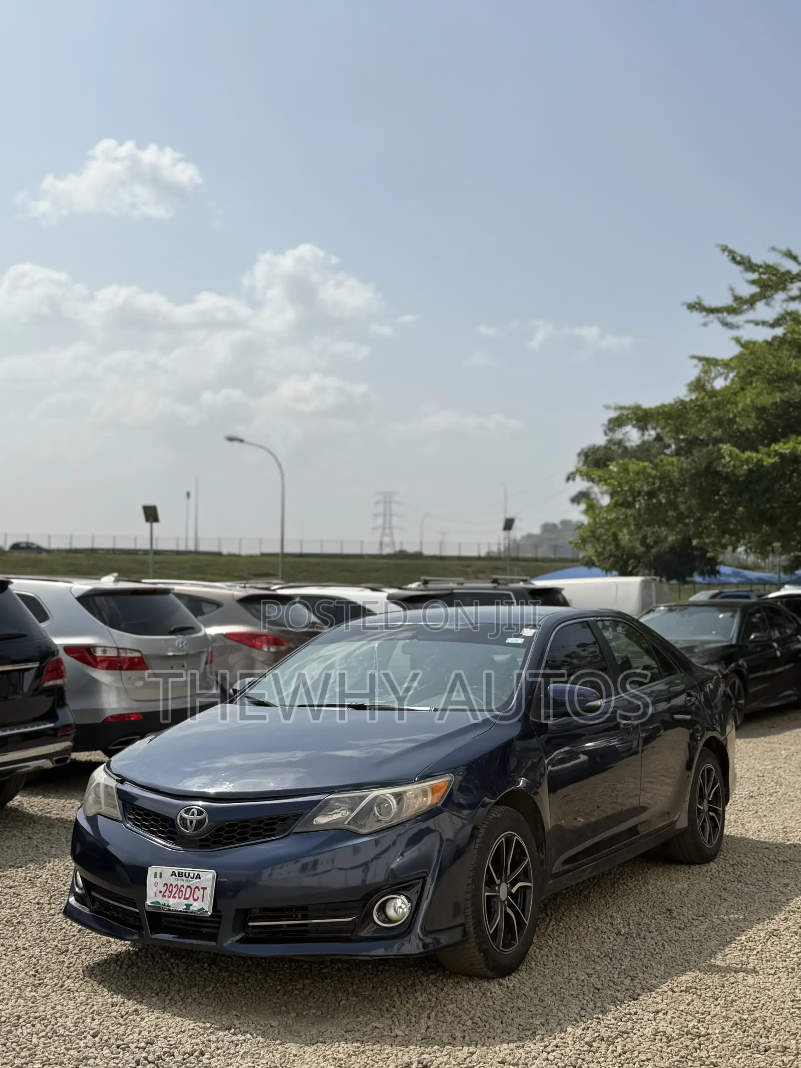 Toyota Camry LE 4dr Sedan (2.5L 4cyl 6A) 2014 Blue