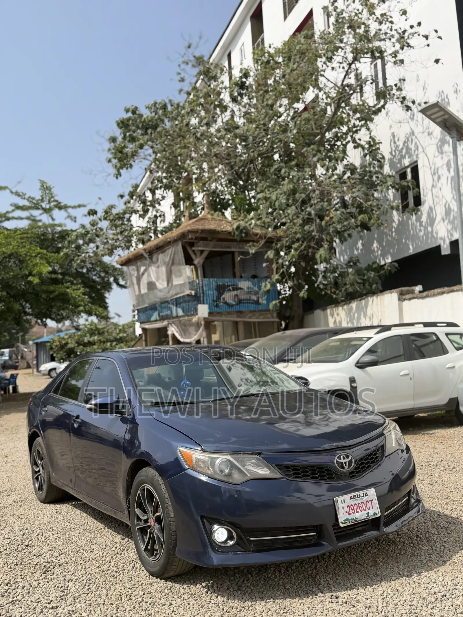 Toyota Camry LE 4dr Sedan (2.5L 4cyl 6A) 2014 Blue