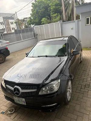 Mercedes-Benz C300 Sport Sedan AWD (3.0L 6cyl 7A) 2009 Black