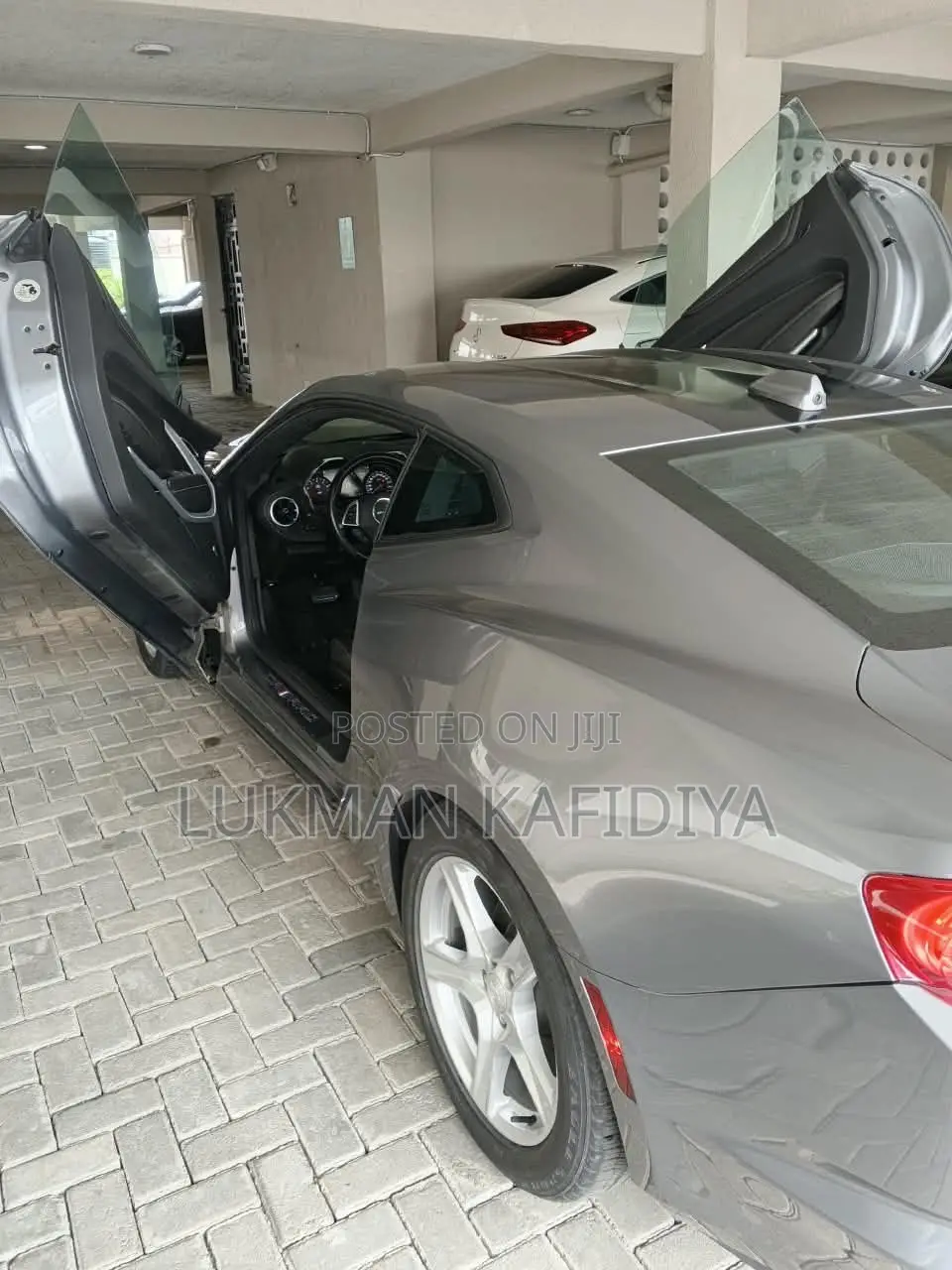 Chevrolet Camaro 2021 Gray