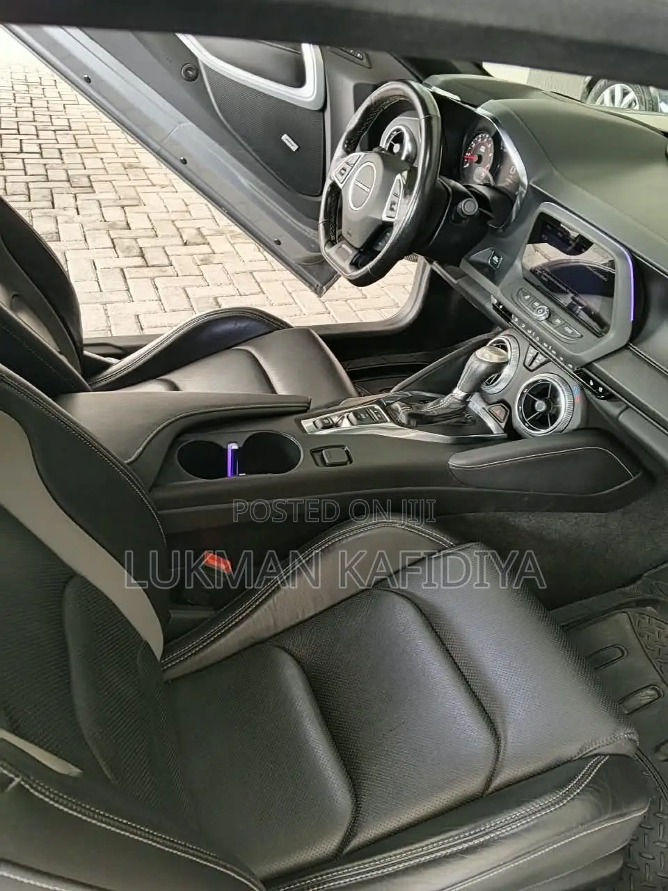 Chevrolet Camaro 2021 Gray