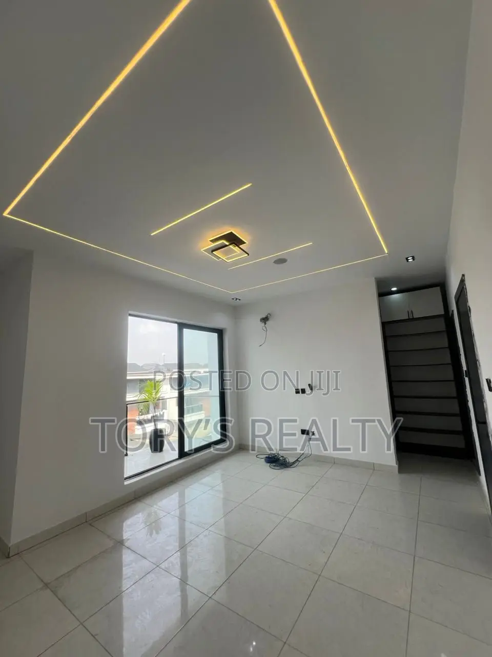 4bdrm Duplex in Lekki Phase 2 for sale