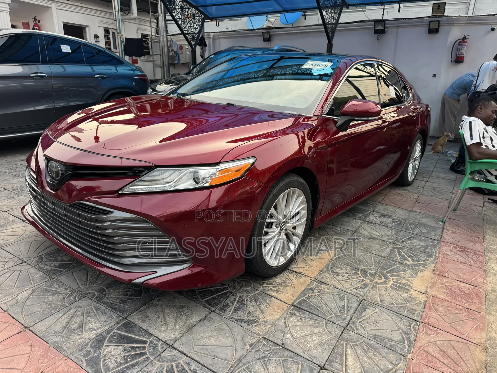 Toyota Camry XLE FWD (2.5L 4cyl 8AM) 2018 Burgundy