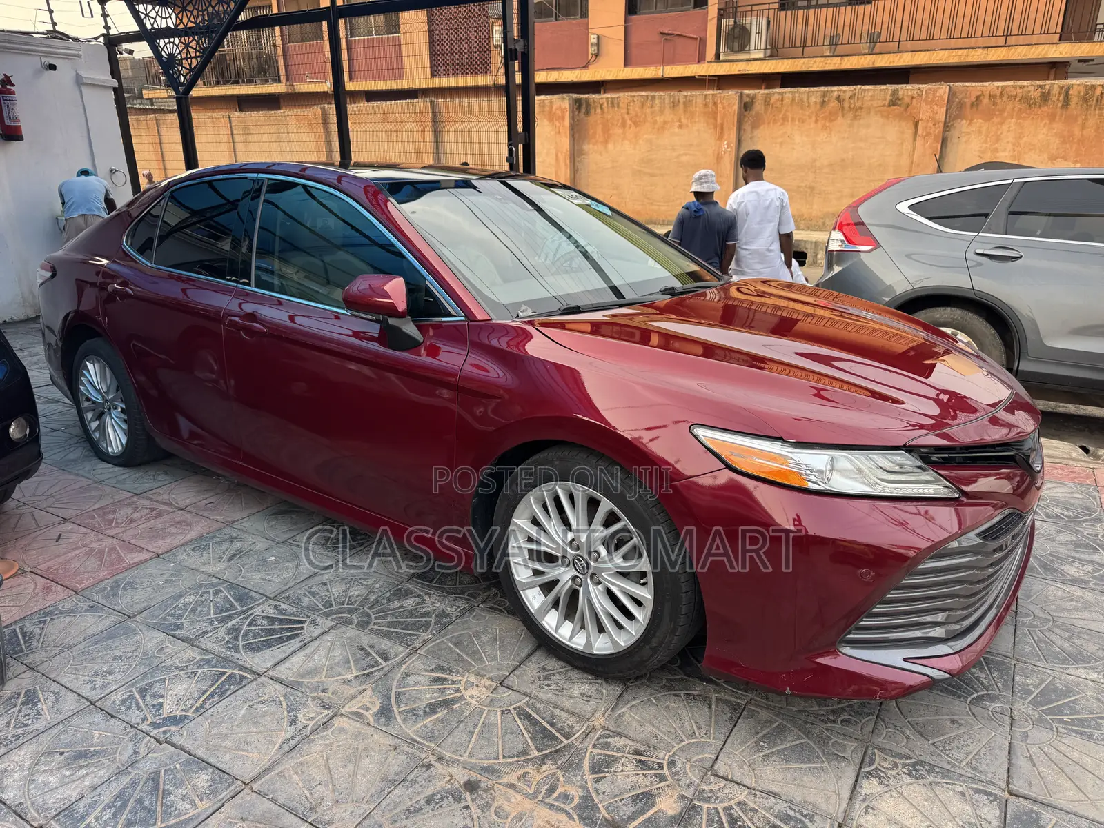 Toyota Camry XLE FWD (2.5L 4cyl 8AM) 2018 Burgundy