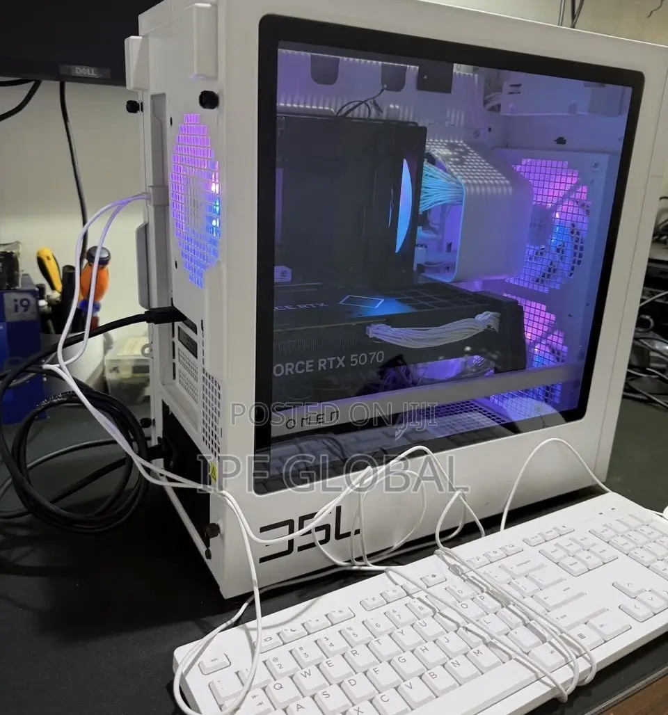 New Desktop Computer HP OMEN 35L Gaming Desktop 32GB AMD Ryzen 7 SSD 1T