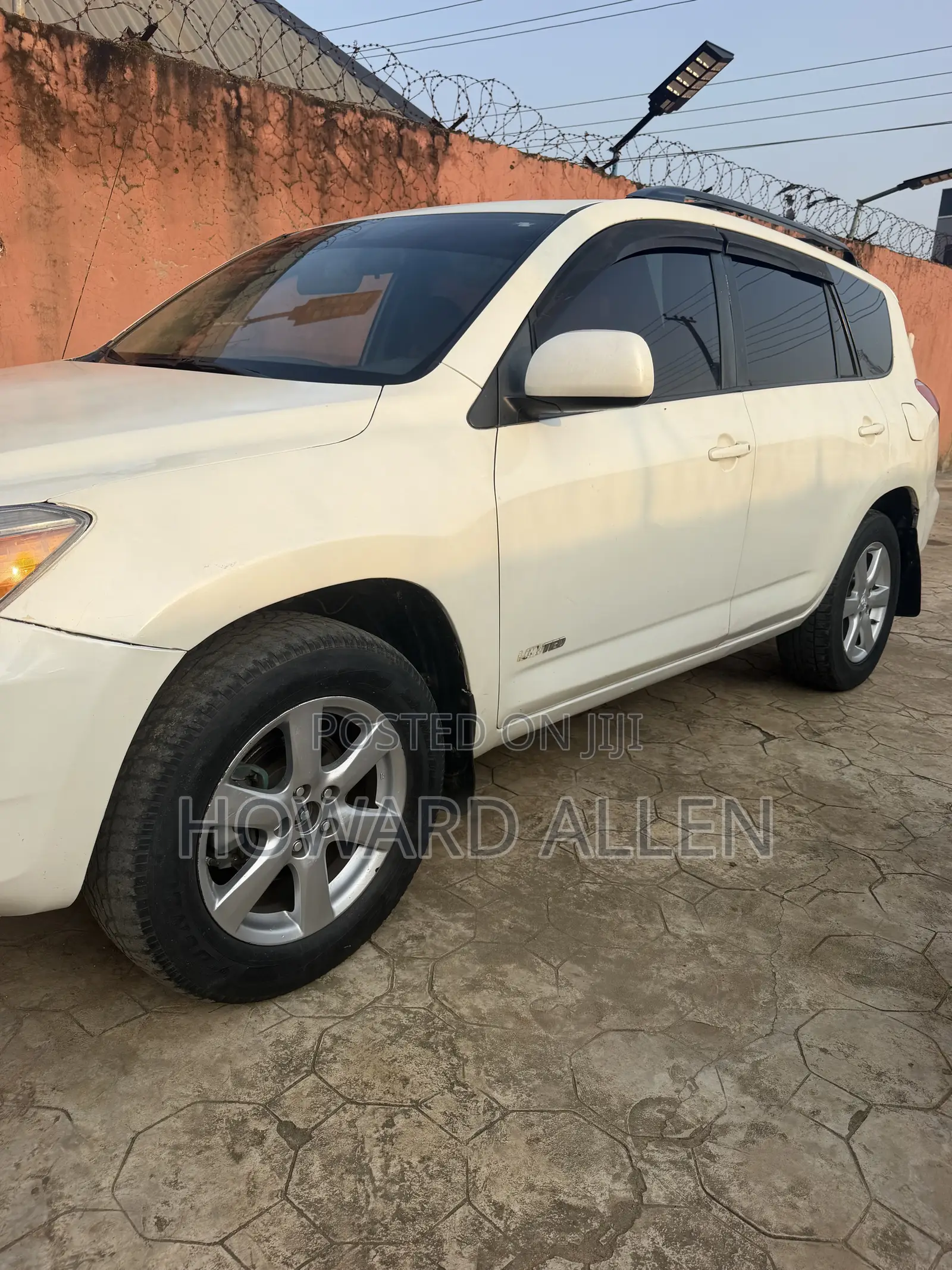 Toyota RAV4 Limited V6 2008 White