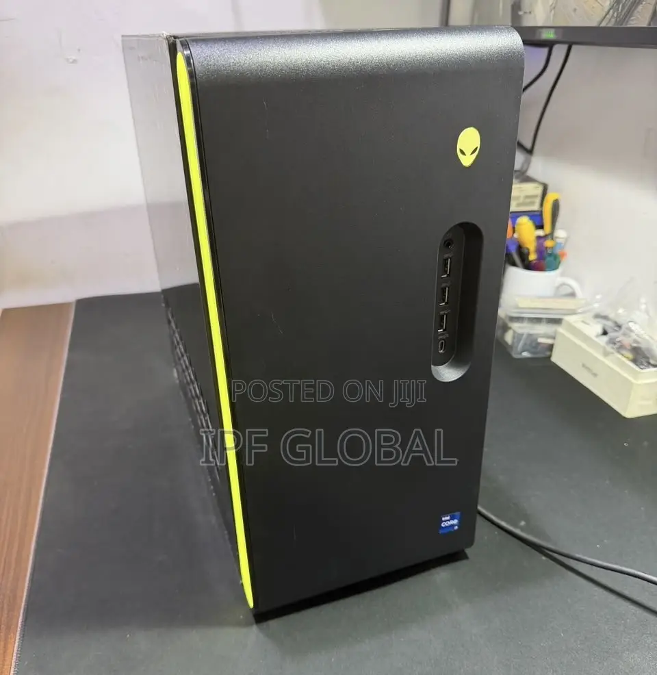 Desktop Computer Dell 32GB Intel Core i7 SSD 1T