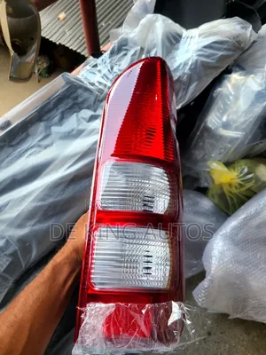 Toyota Hiace 2005 Backlight Left and Right