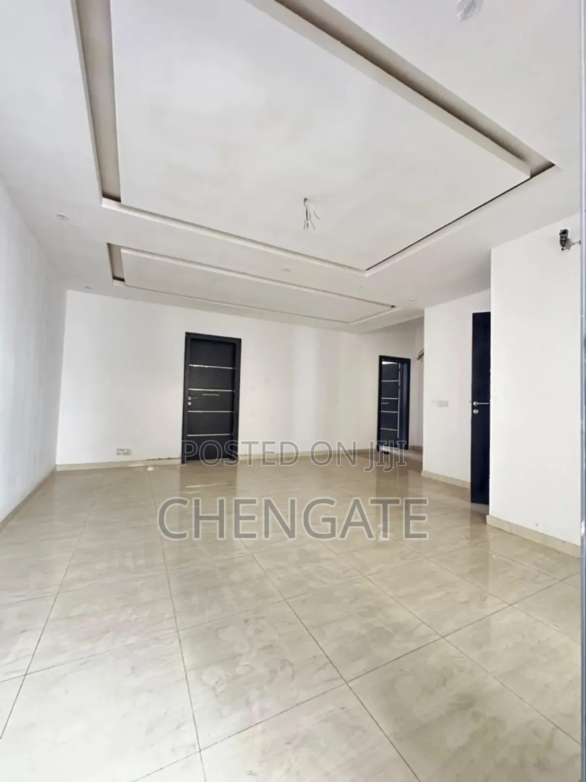 4bdrm Townhouse/Terrace in Ologolo for sale