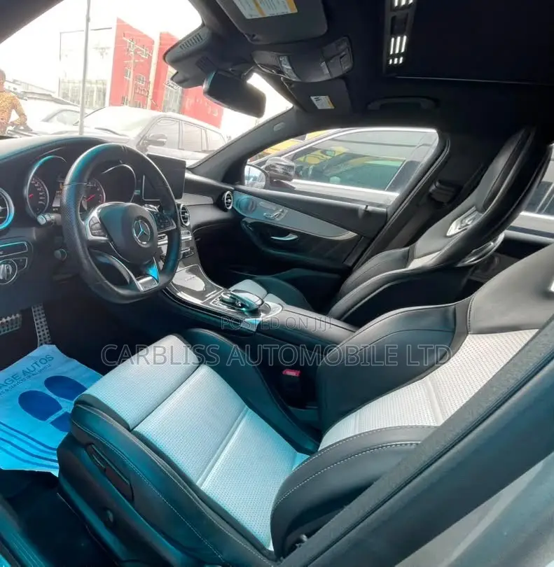 Mercedes-Benz GLC-Class 2019 Maroon