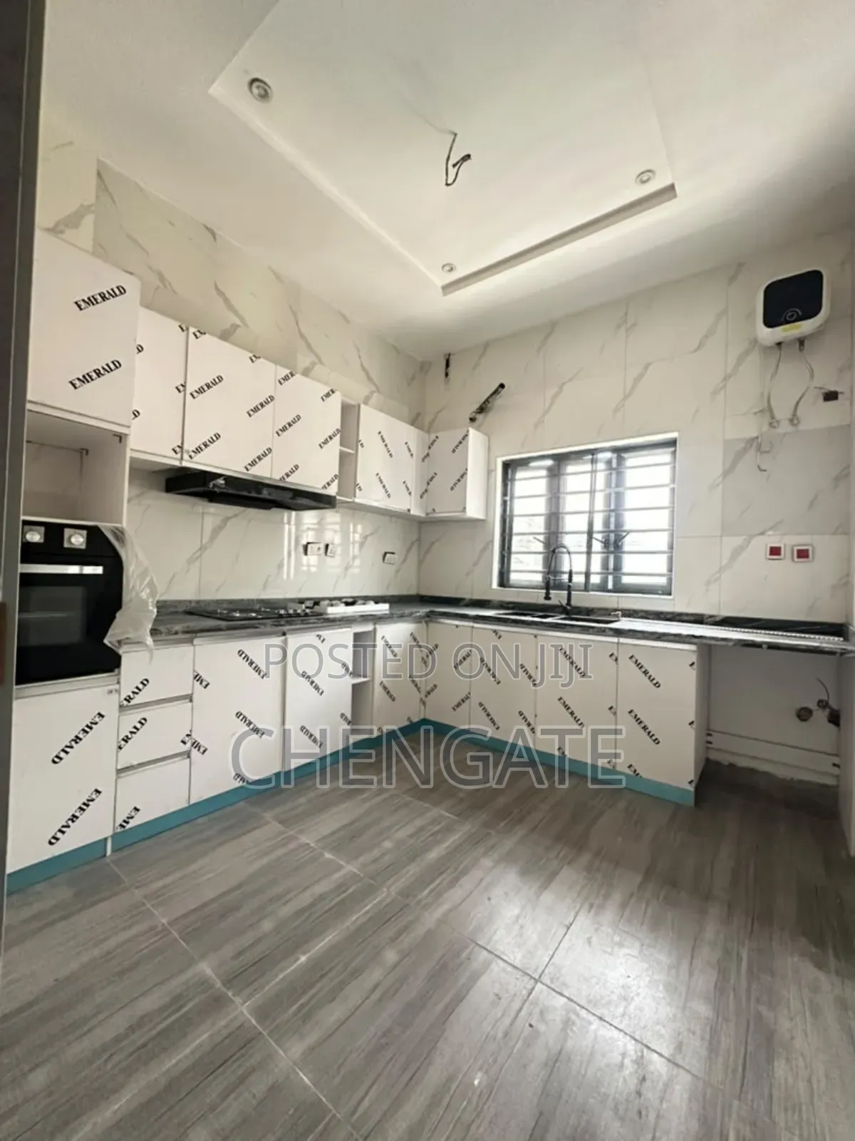 3bdrm Townhouse/Terrace in Ologolo for sale
