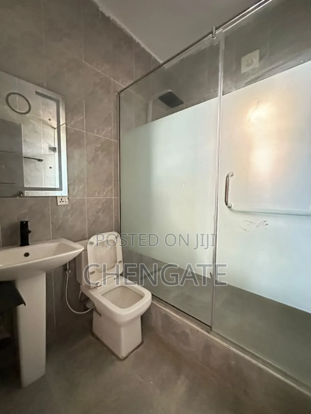 3bdrm Townhouse/Terrace in Ologolo for sale