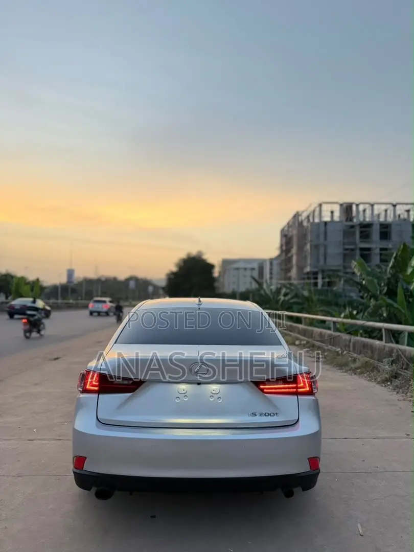 Lexus IS 200t 2016 Silver