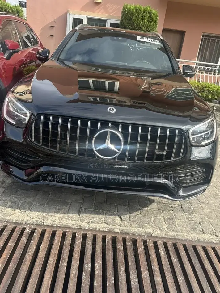 Mercedes-Benz GLC-Class 2022 Burgundy