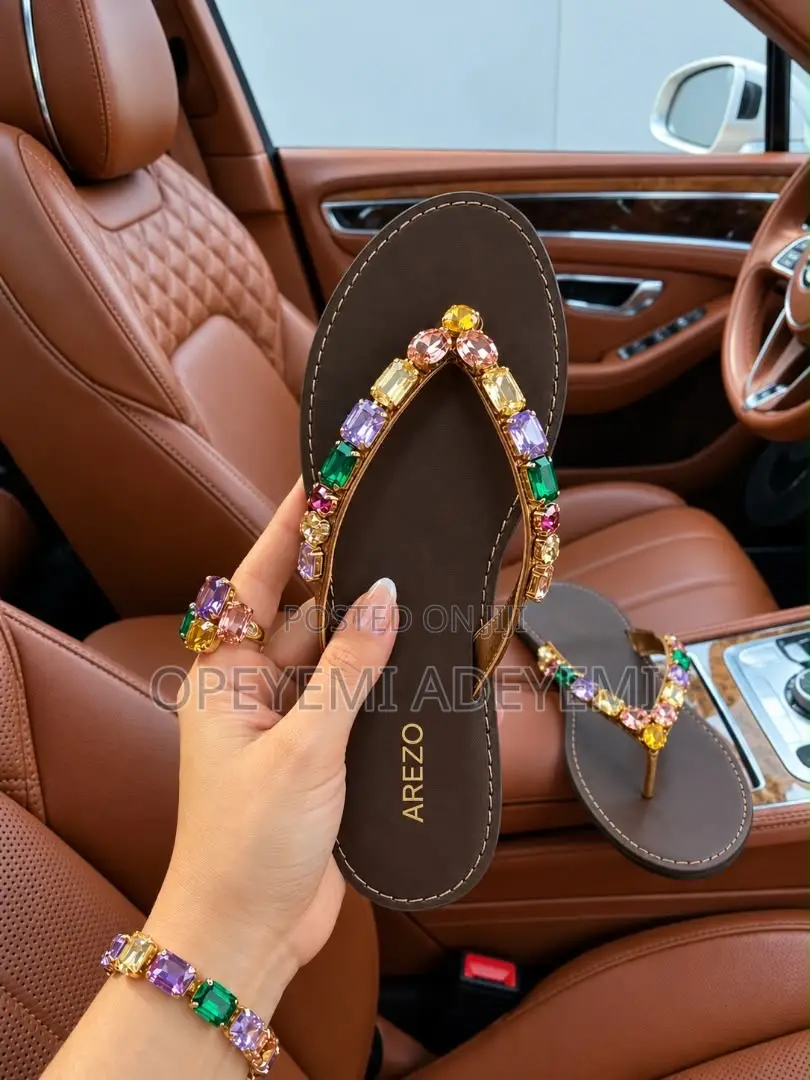 Stoned Arezzo Slippers