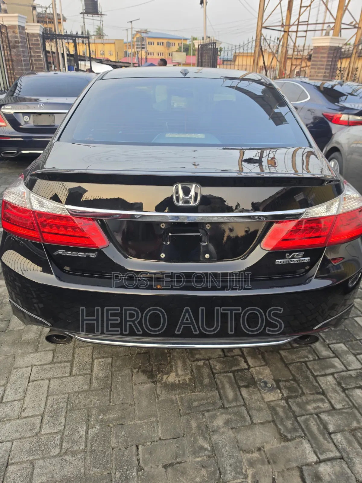 Honda Accord Touring V-6 4dr Sedan (3.5L 6cyl 6A) 2015 Black