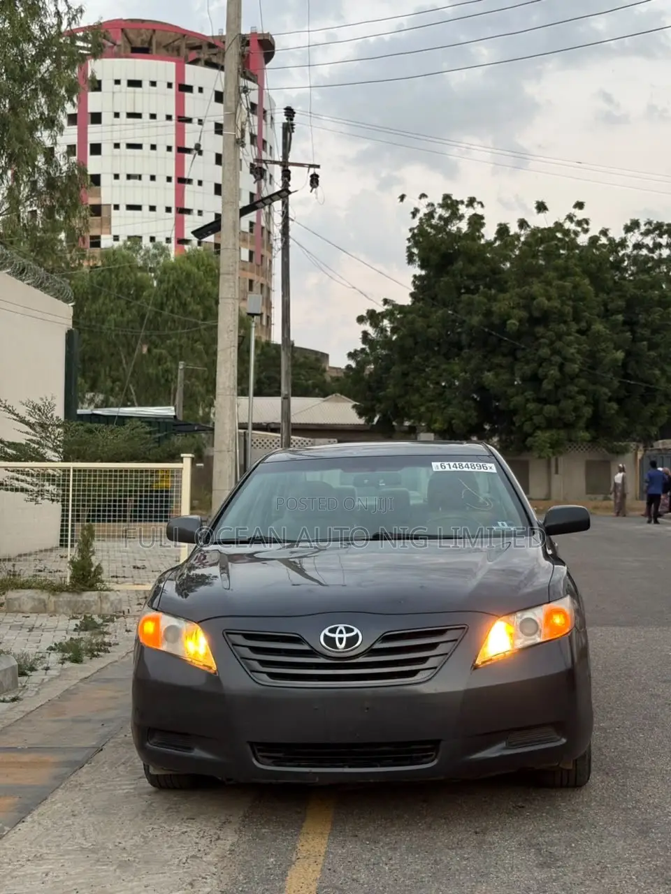 Toyota Camry LE 4dr Sedan (2.4L 4cyl 5A) 2009 Gray