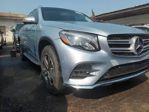 Mercedes-Benz GLC-Class 2017 Blue