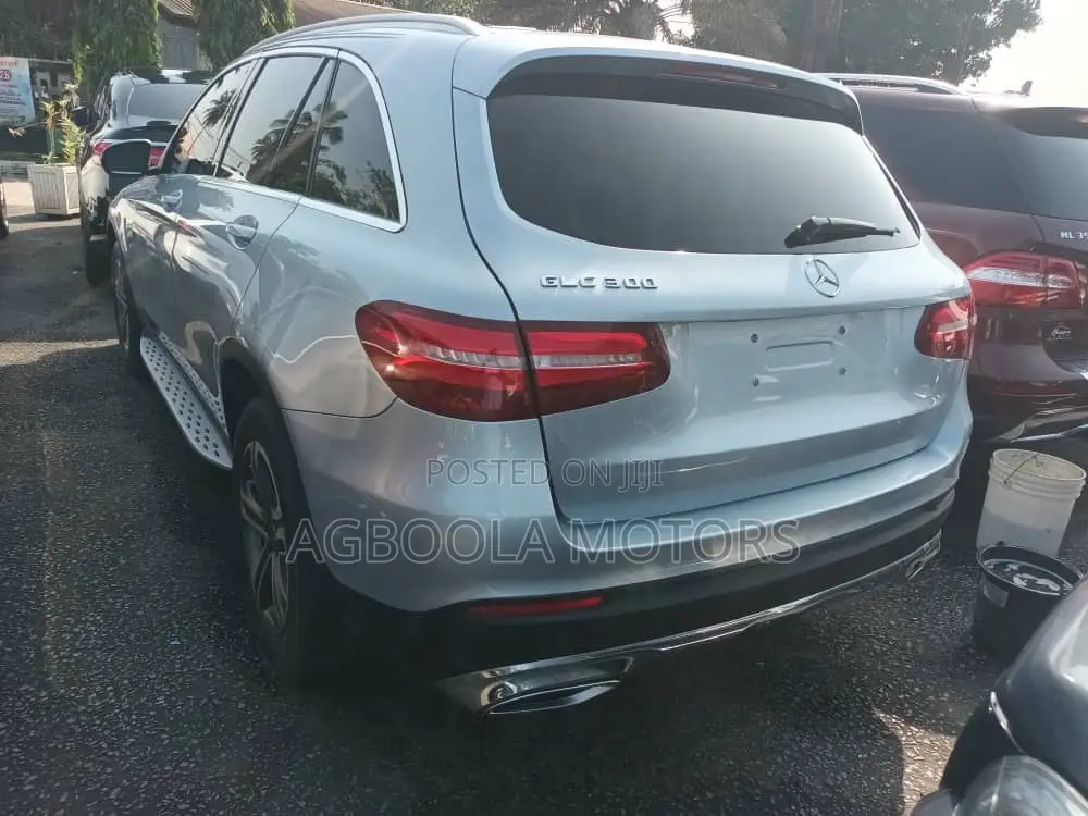 Mercedes-Benz GLC-Class 2017 Blue