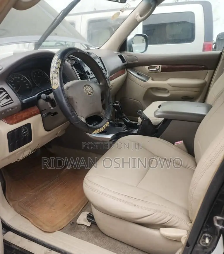 Toyota Land Cruiser Prado 2007 Black