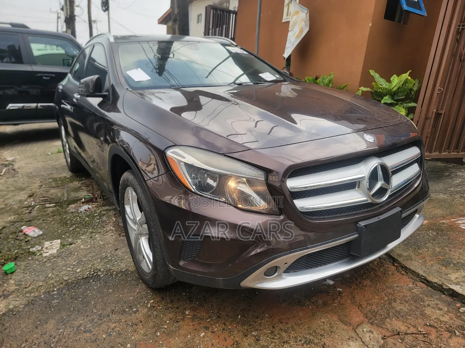 Mercedes-Benz GLA 250 2015 Brown
