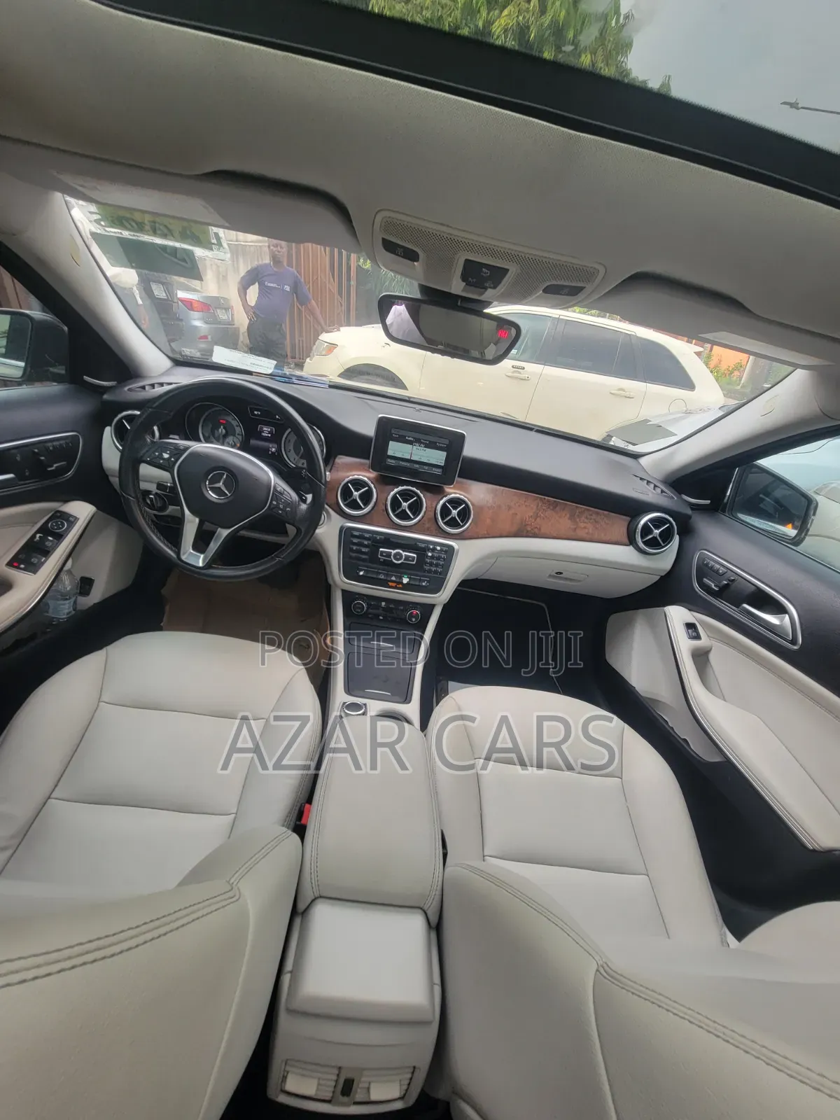 Mercedes-Benz GLA 250 2015 Brown