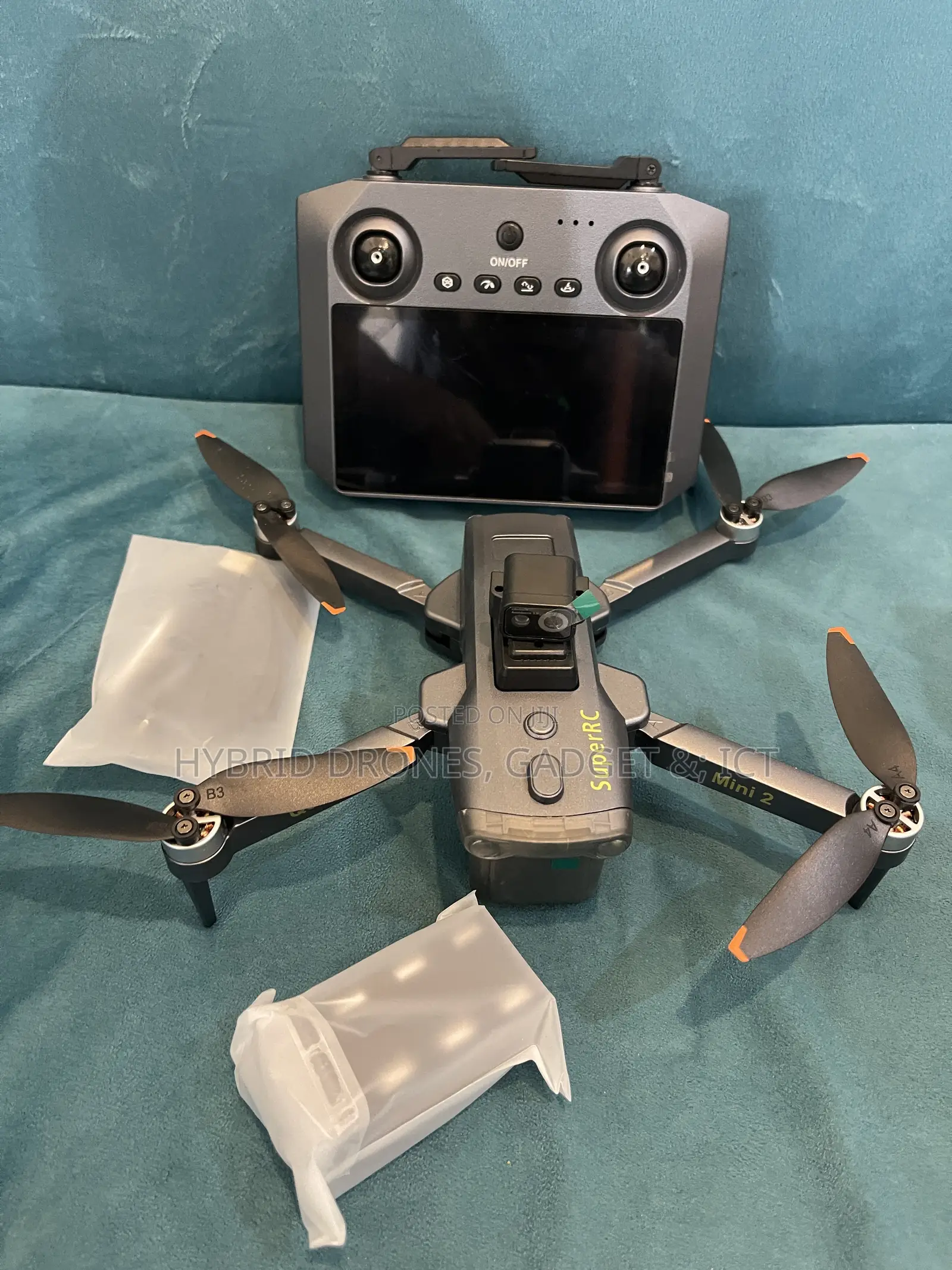 Q3 3km Range Professional GPS Drone With Smart Screen + Extra Battery