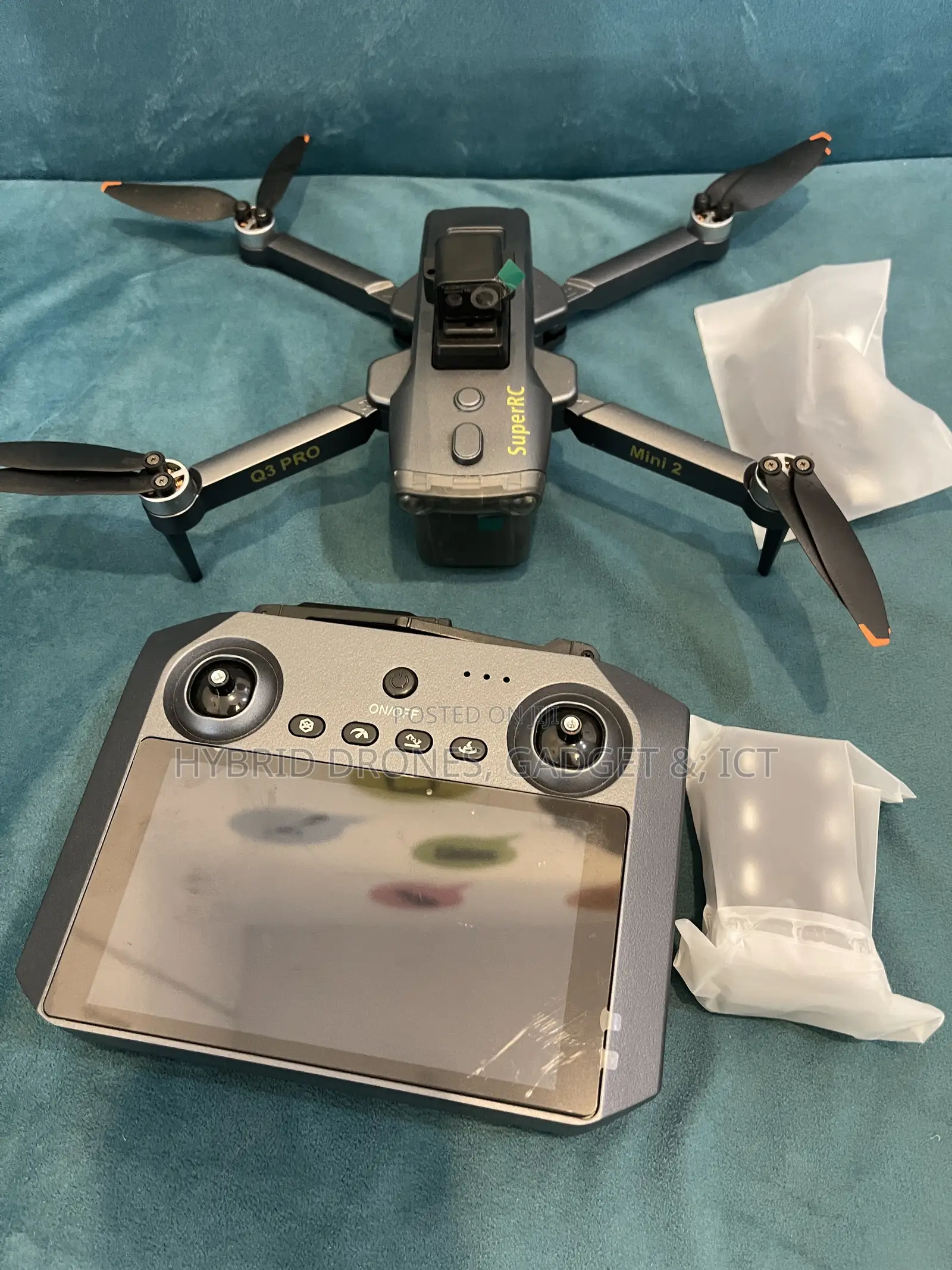 Q3 3km Range Professional GPS Drone With Smart Screen + Extra Battery