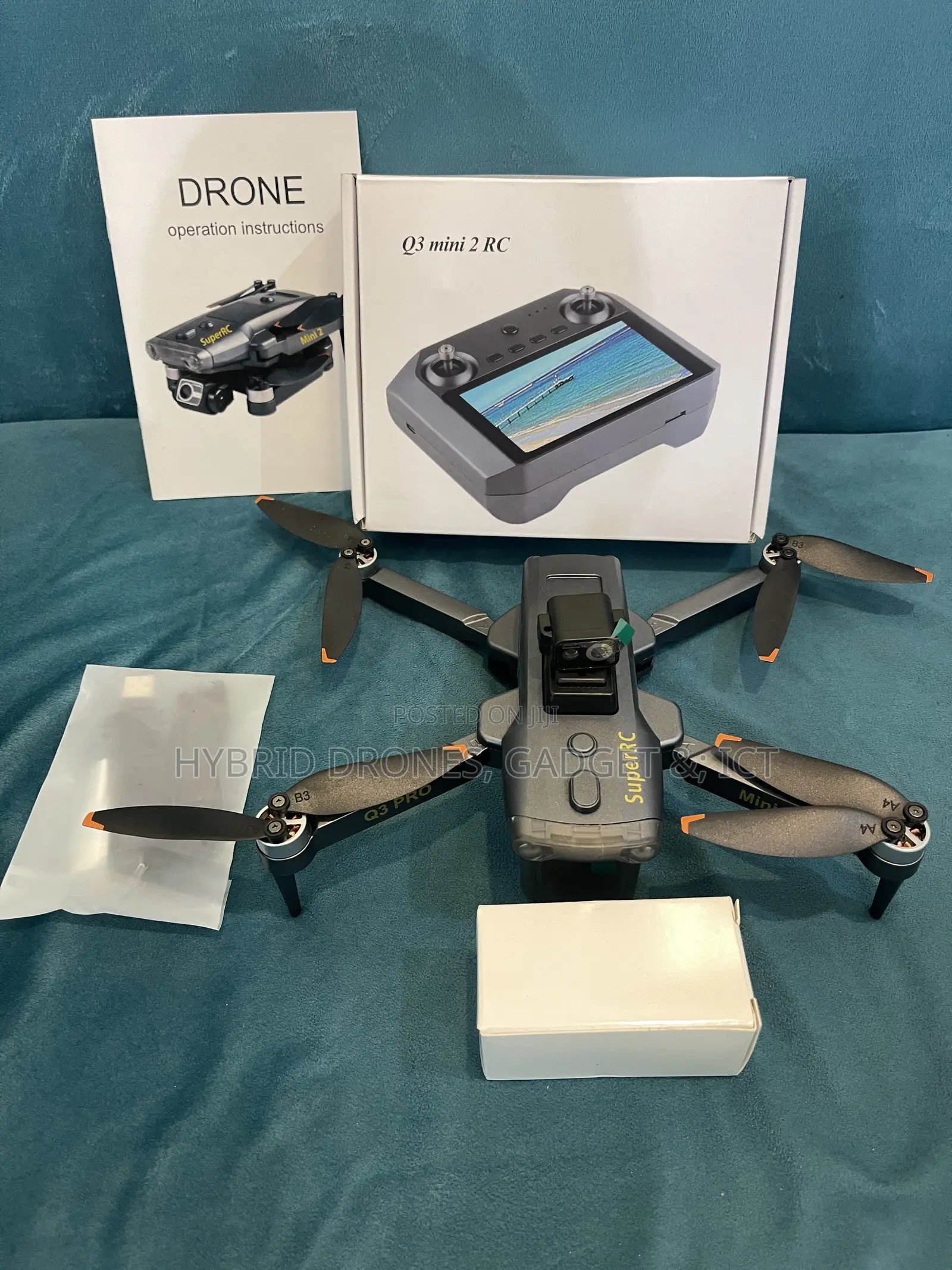 Q3 3km Range Professional GPS Drone With Smart Screen + Extra Battery