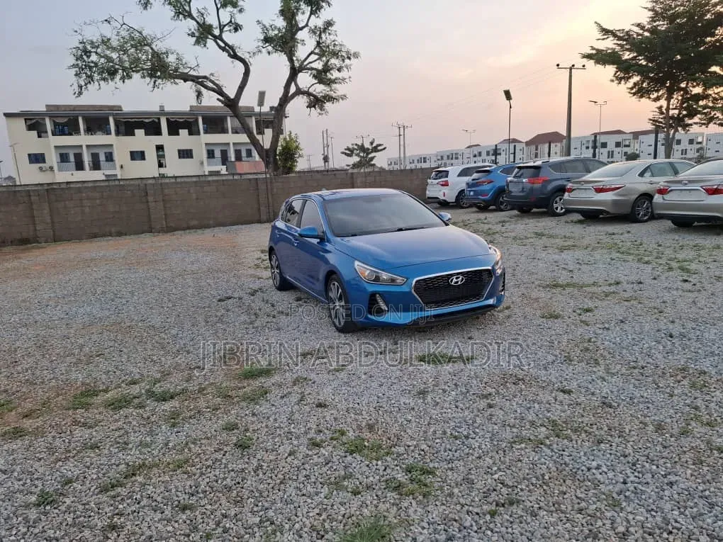 Hyundai Elantra Limited 2018 Blue