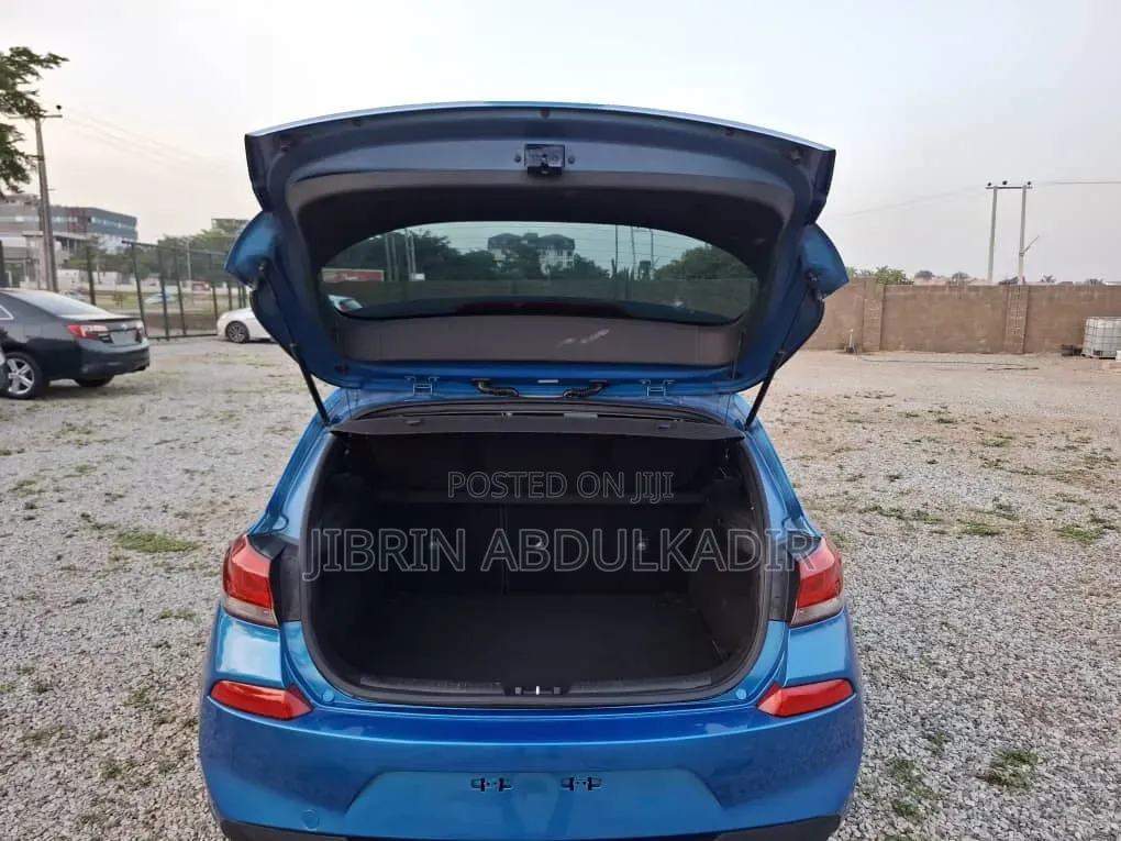 Hyundai Elantra Limited 2018 Blue