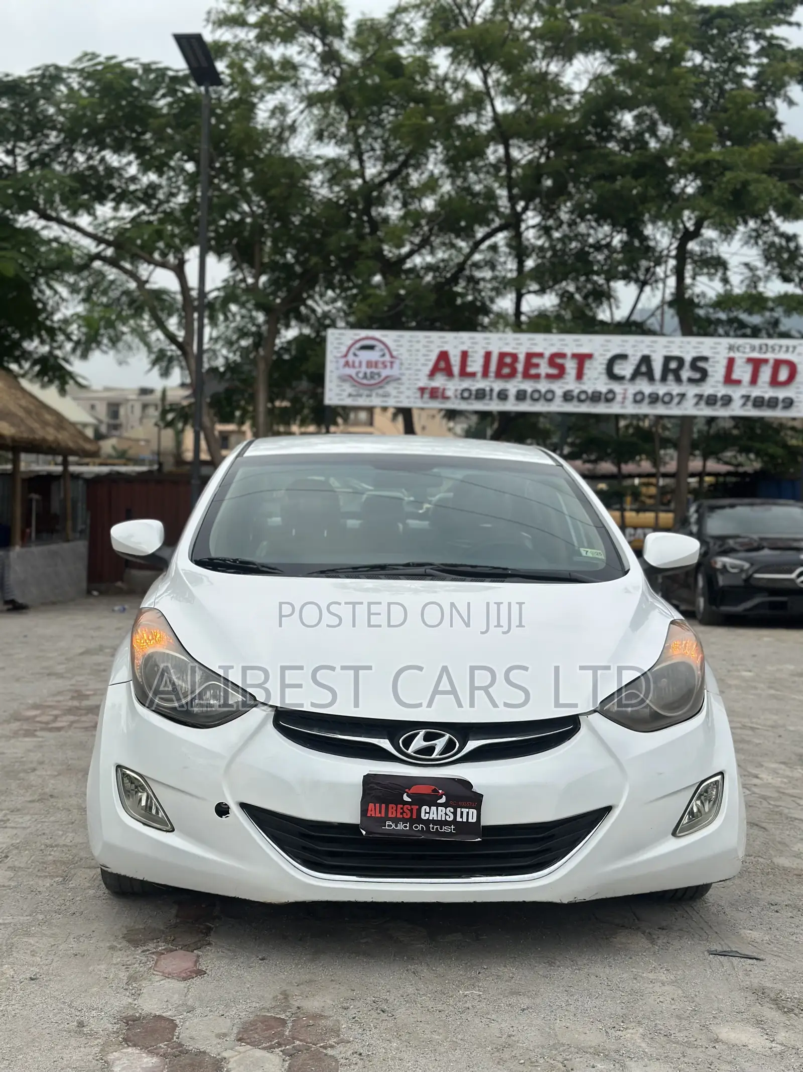 Hyundai Elantra 2013 White