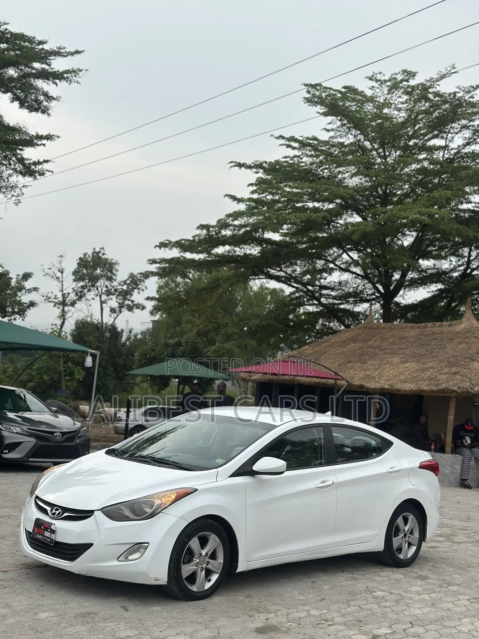 Hyundai Elantra 2013 White