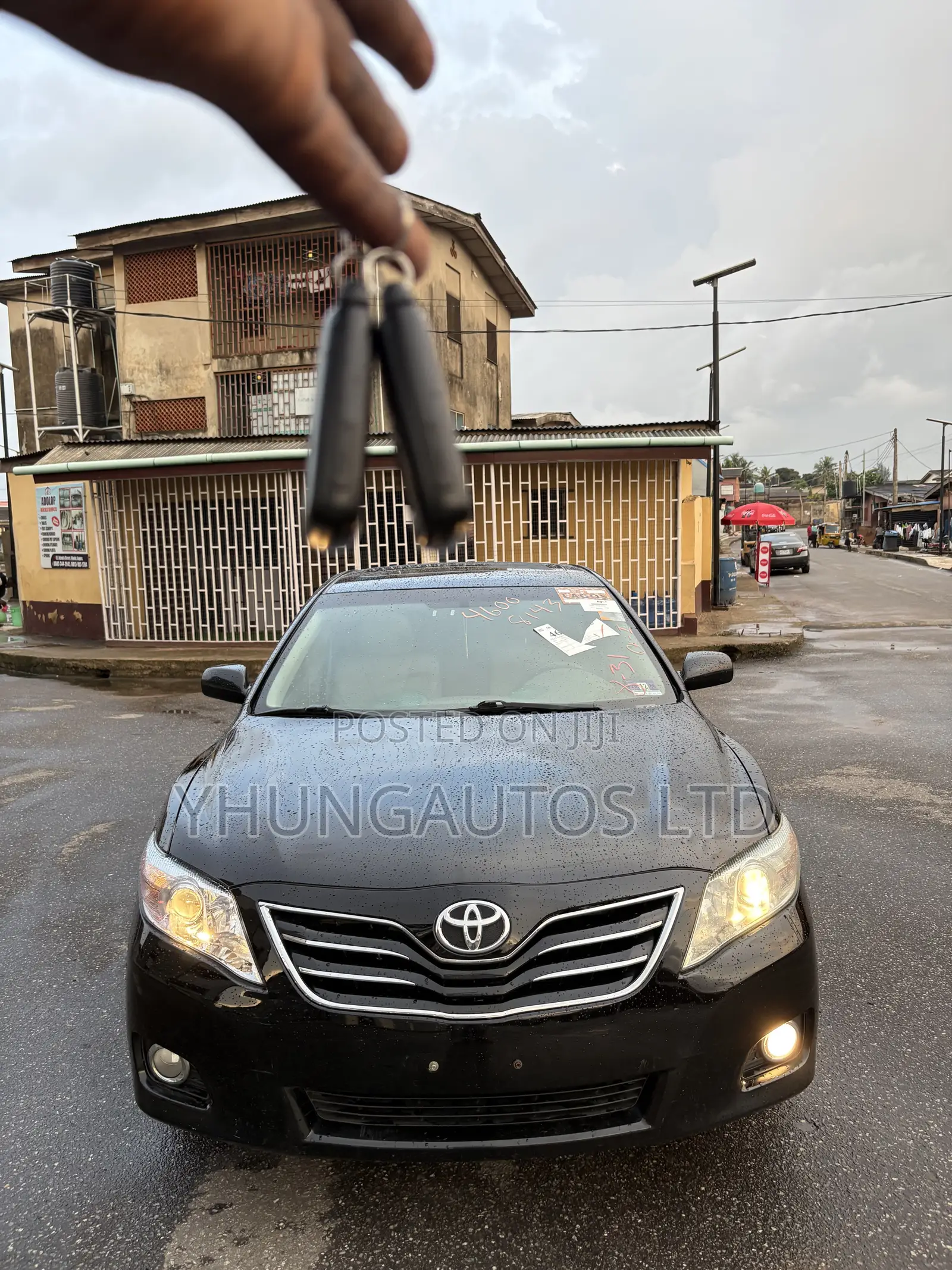 Toyota Camry XLE V6 4dr Sedan (3.5L 6cyl 6A) 2011 Black