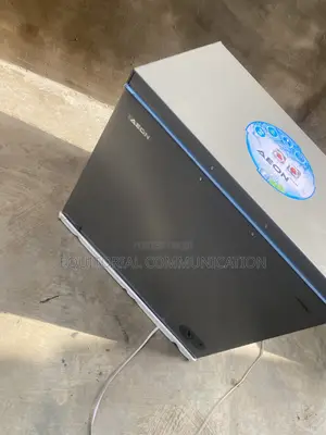 AEON ACF200K FRAE200 Chest Freezer With 200L Capacity