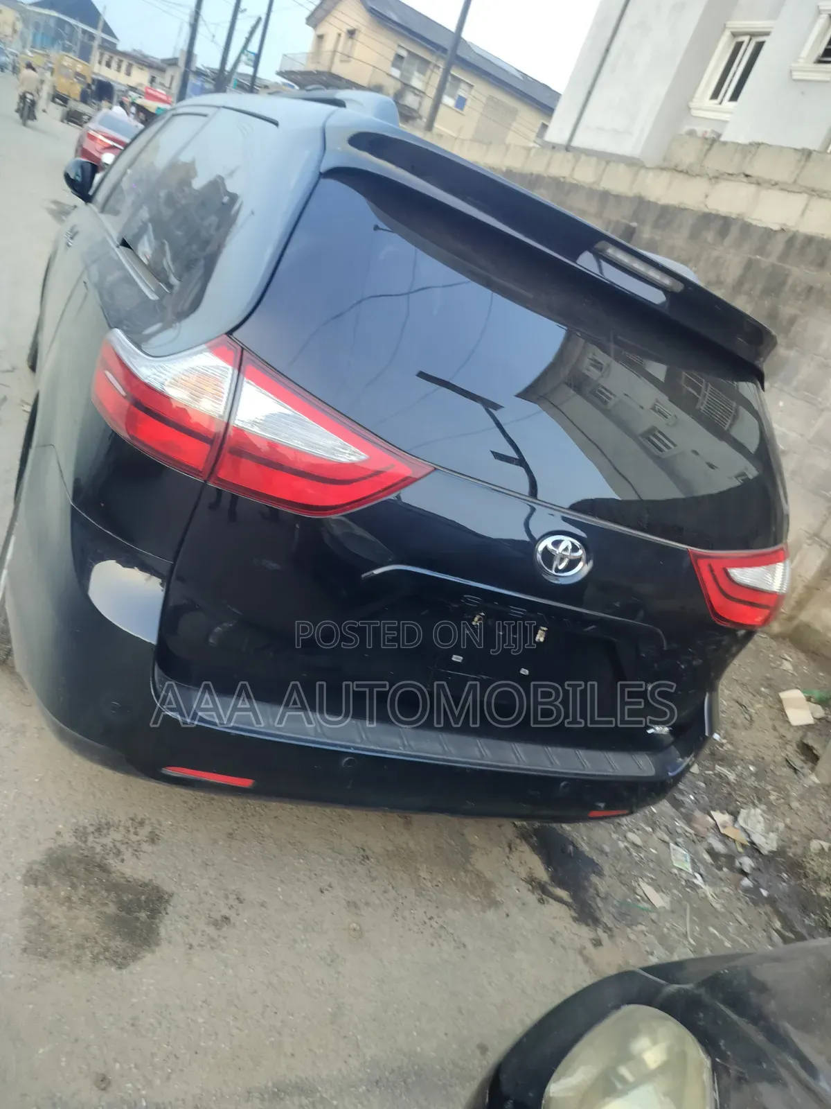 Toyota Sienna 2016 Black