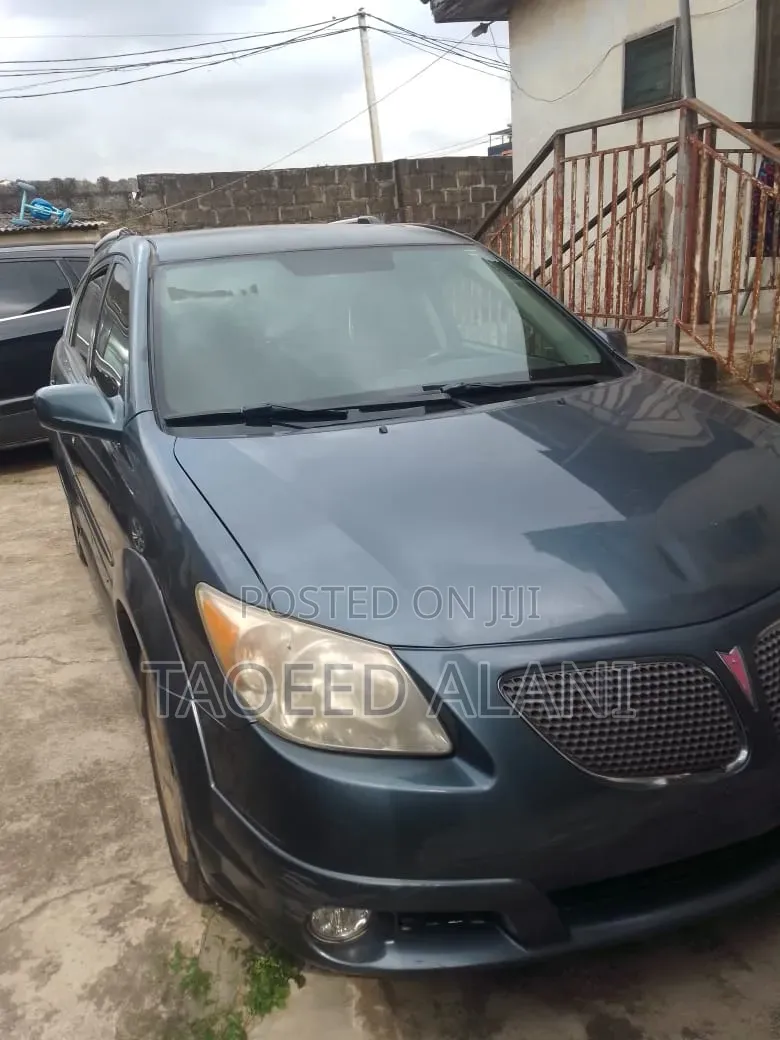 Pontiac Vibe 2005 Green