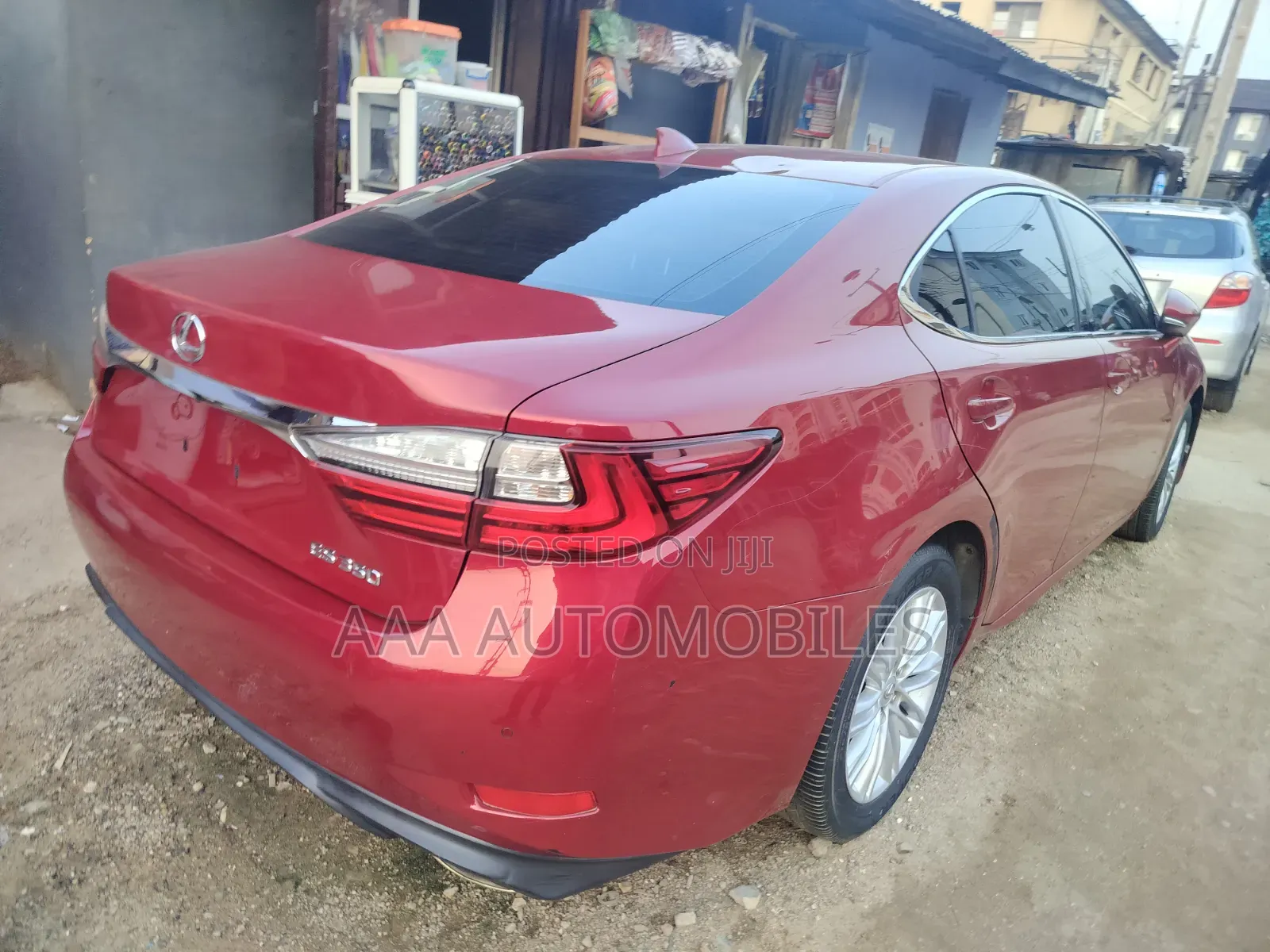 Lexus ES 2016 Red