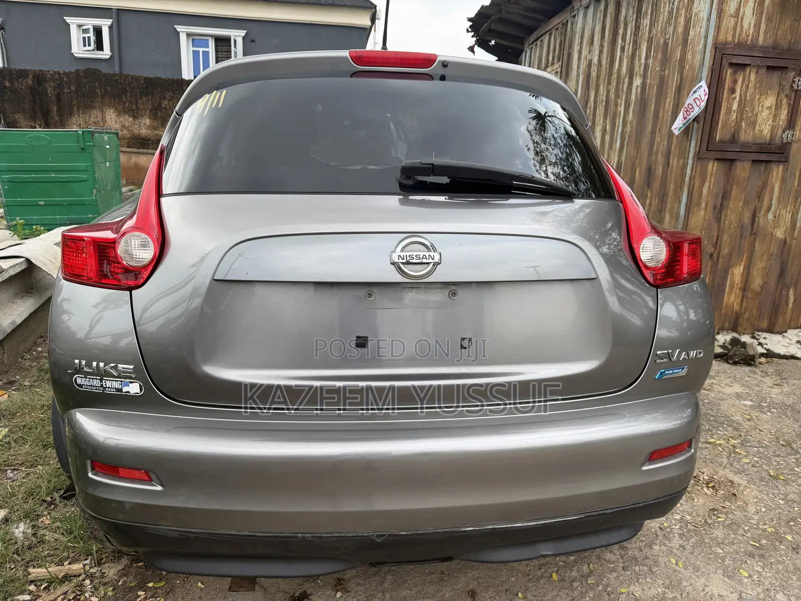Nissan Juke SV 4dr Hatchback AWD (1.6L 4cyl Turbo CVT) 2014 Gray