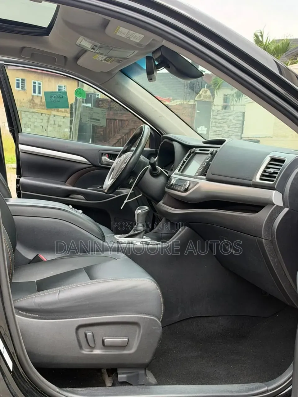 Toyota Highlander XLE 4x2 V6 (3.5L 6cyl 8A) 2018 Black
