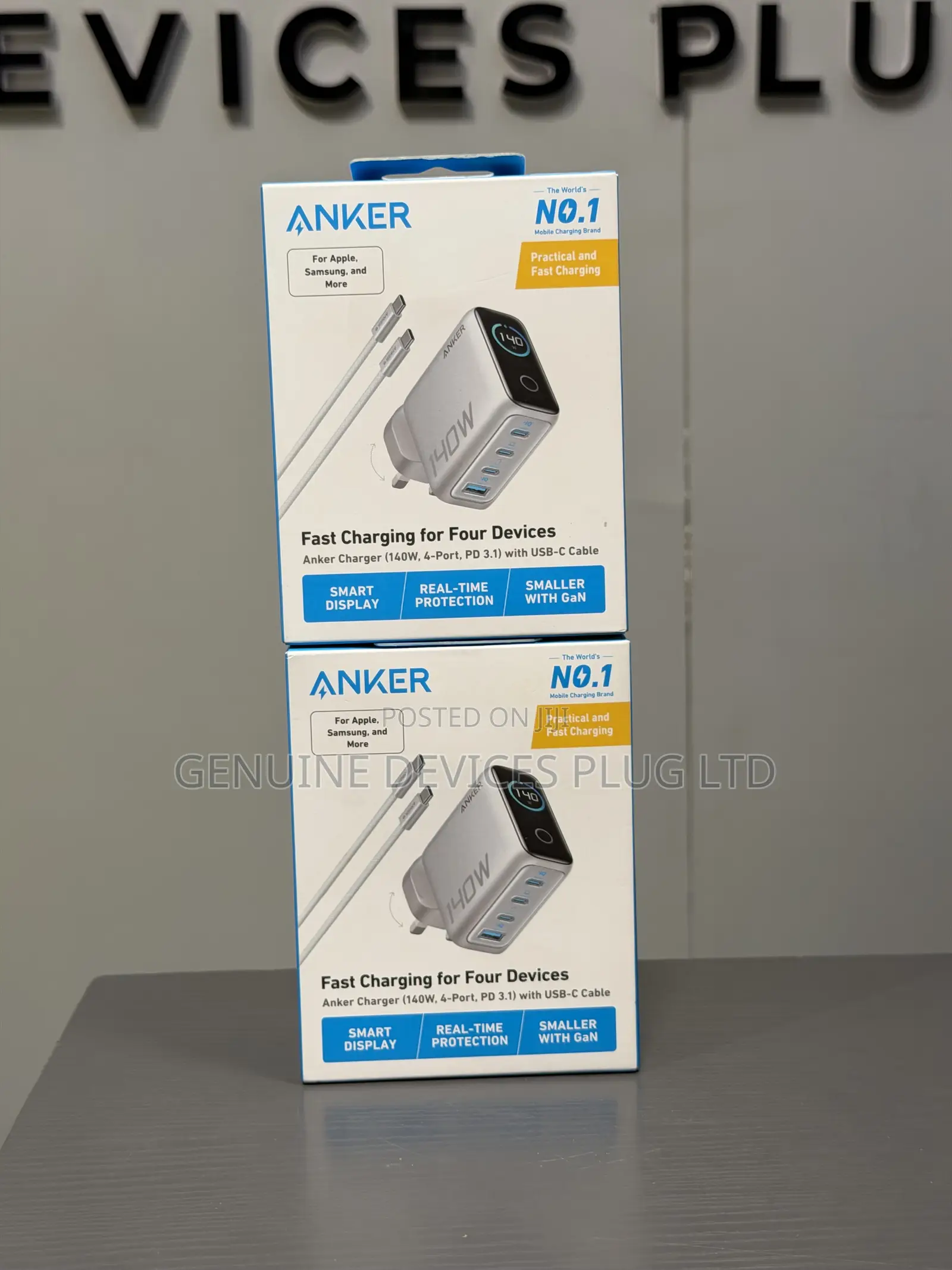 Anker 140W Max 4-Port GaN, Smart Display for Smartphones & MacBook