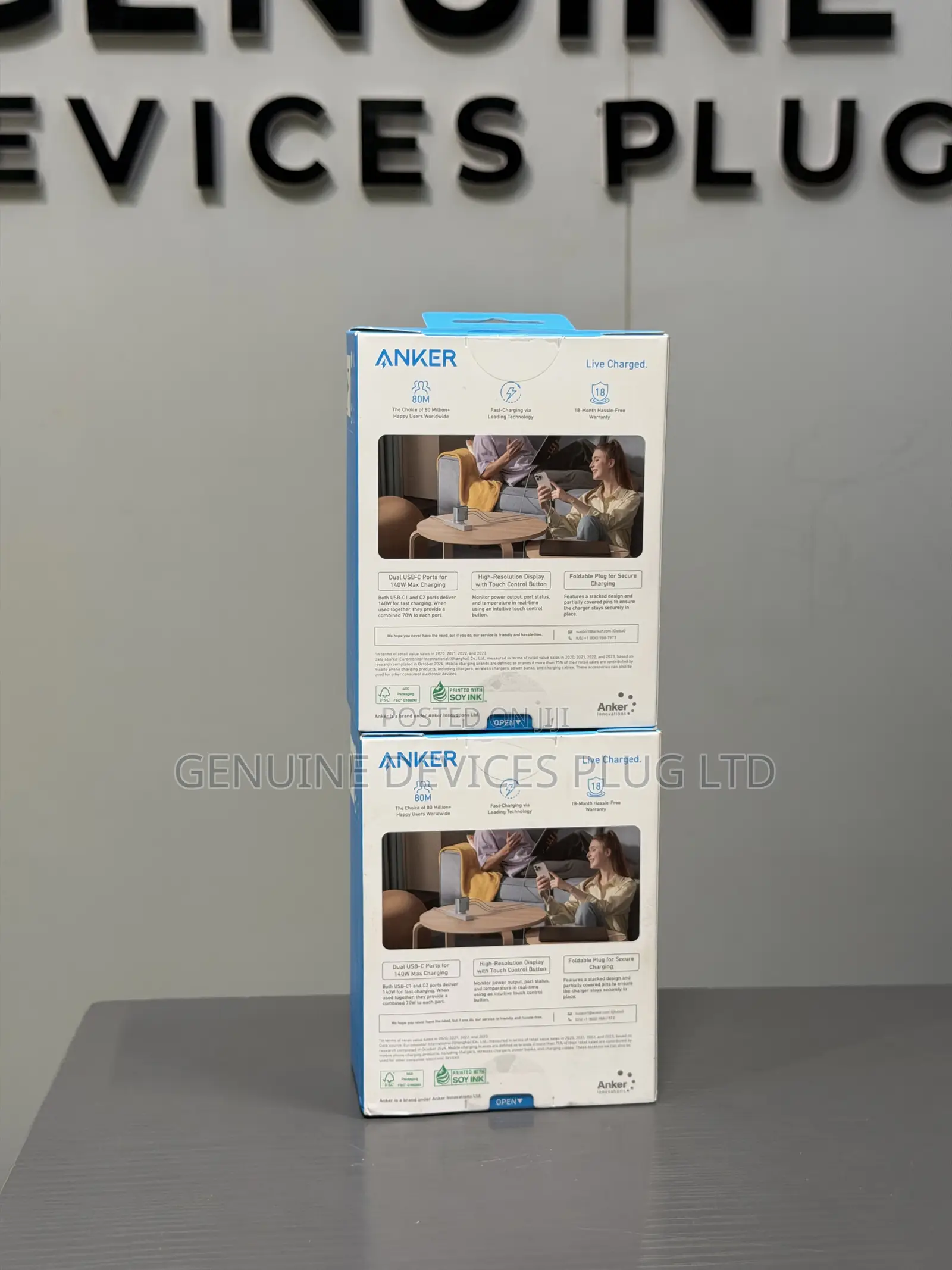 Anker 140W Max 4-Port GaN, Smart Display for Smartphones & MacBook