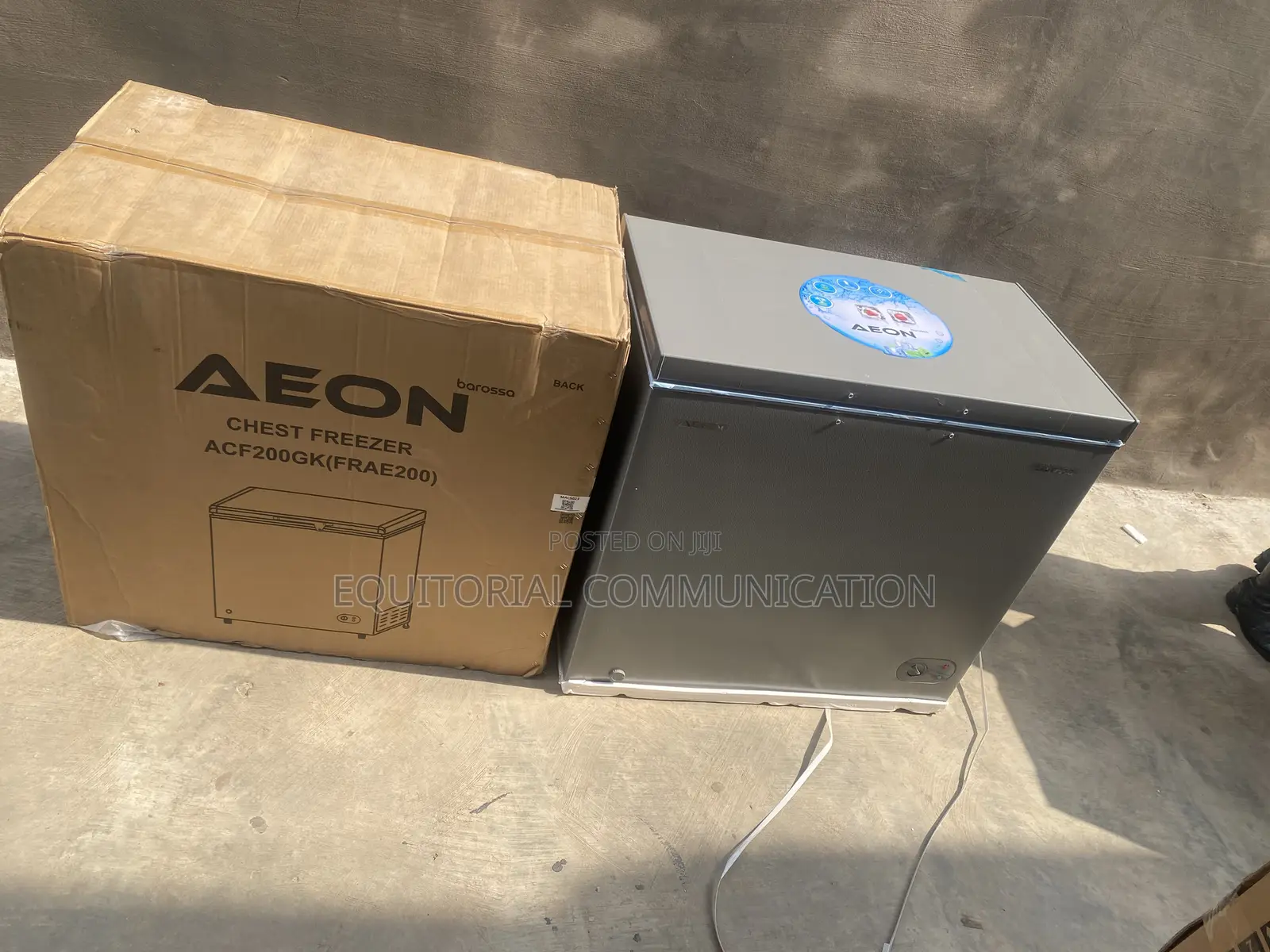 AEON ACF200K 200L Deep Freezer for Bulk Food Purchases